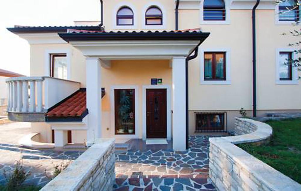 Apartments Villa Teuta Umag Eksteriør billede